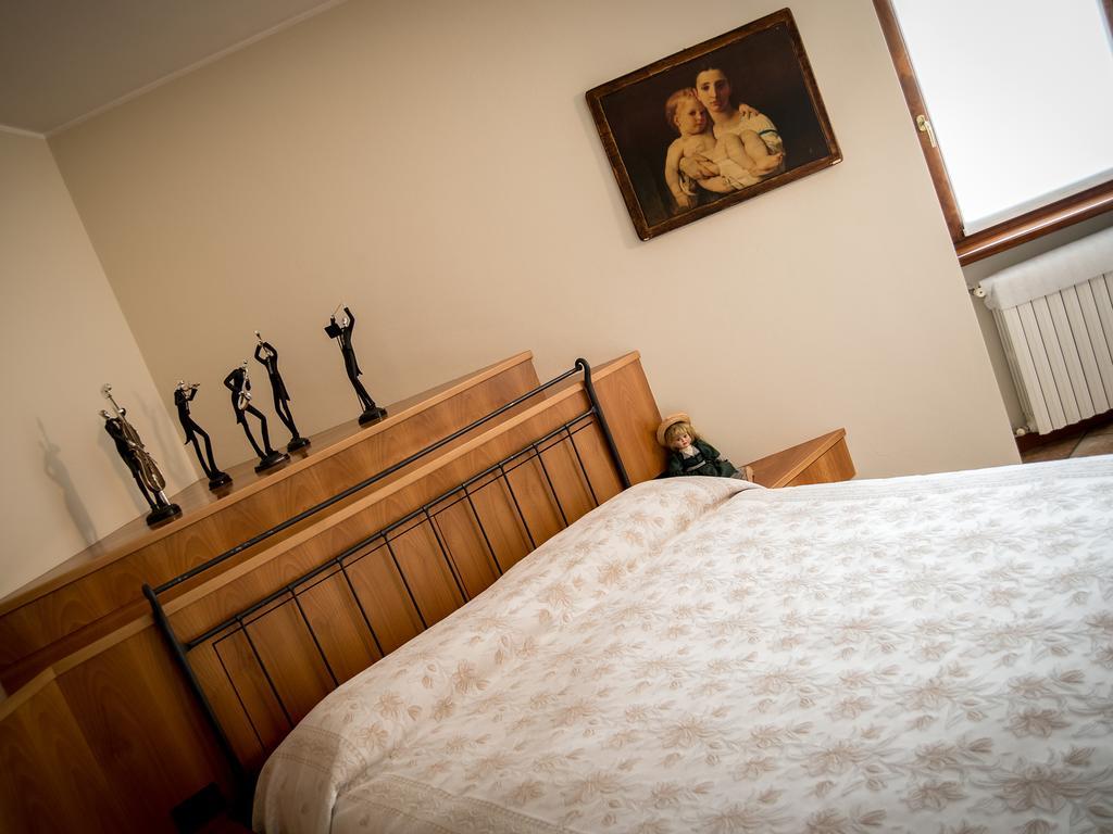 B&B Del Gran Ducato Di Alzano Sopra Alzano Lombardo Room photo